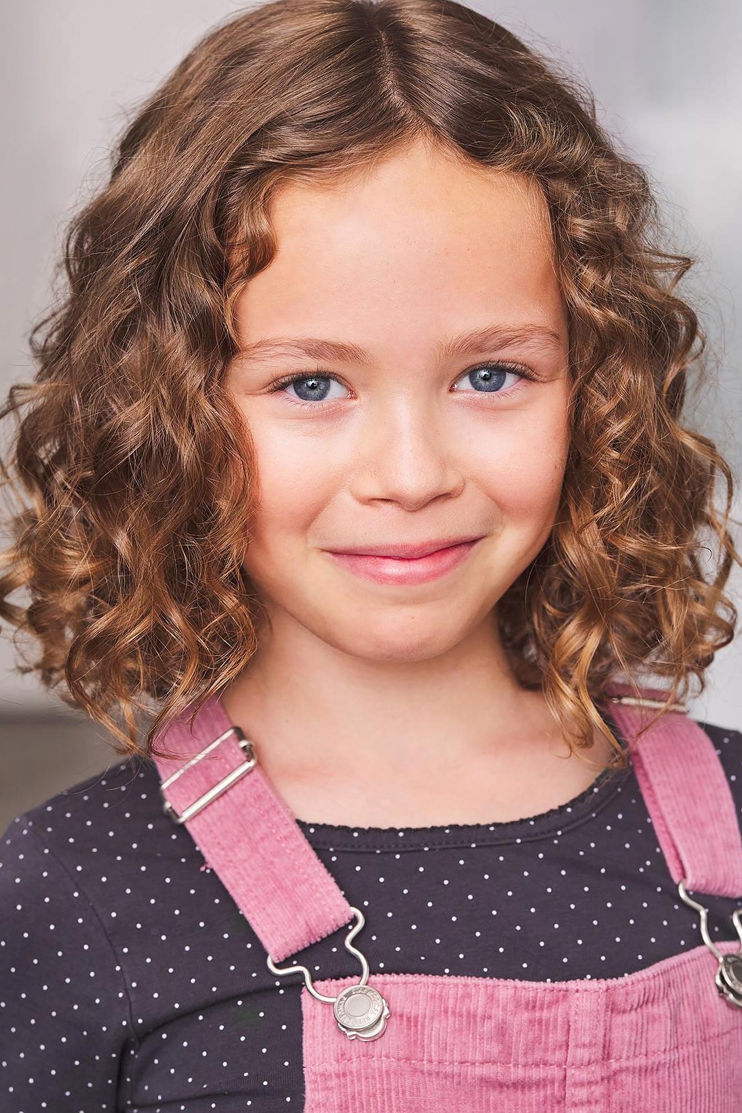 Alice Halsey backdrop