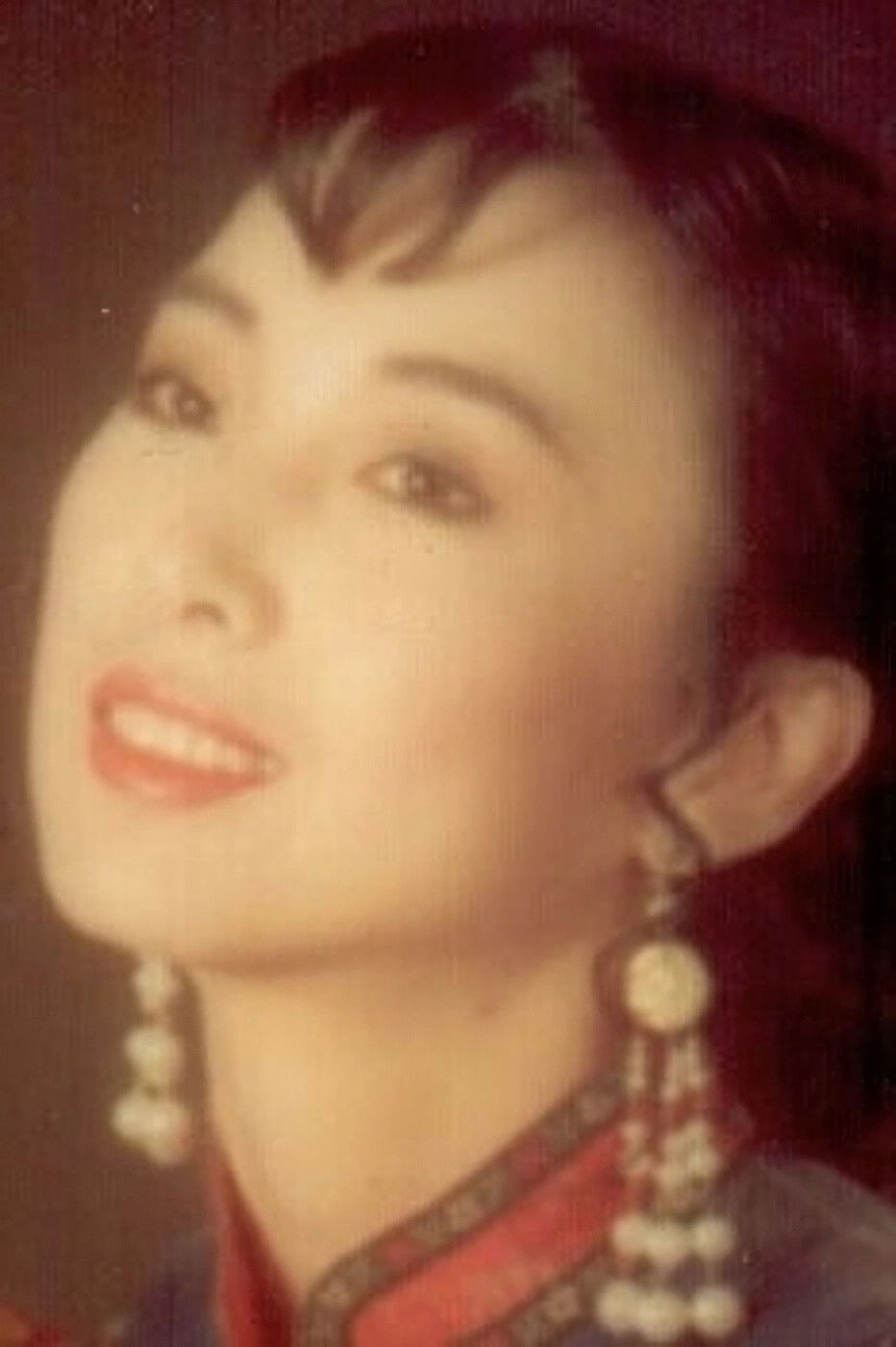 Dong Yunling backdrop