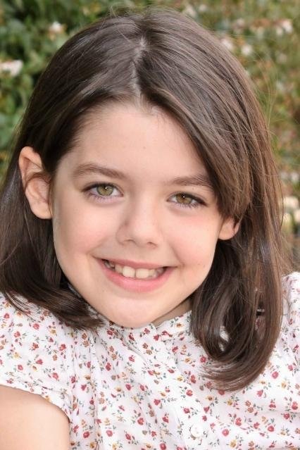 Inés Fernández backdrop