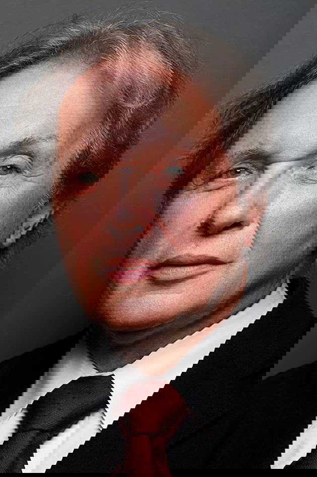 Endre Hules backdrop