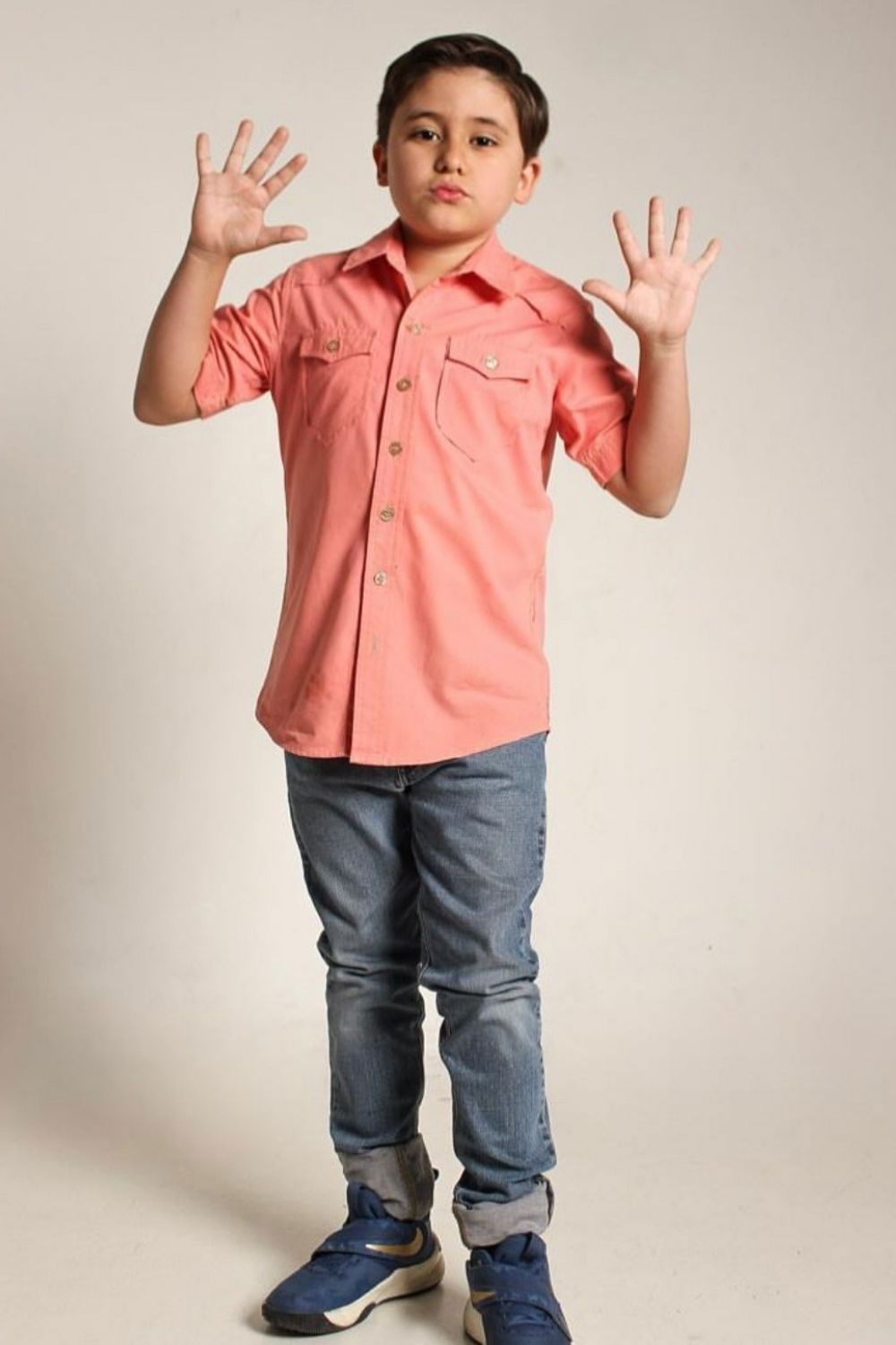 Erick Guillen Torres backdrop