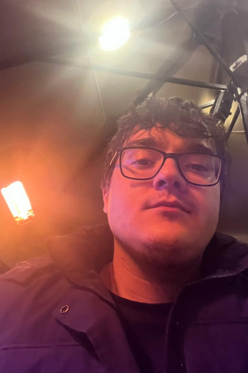 Amin Hasanli backdrop