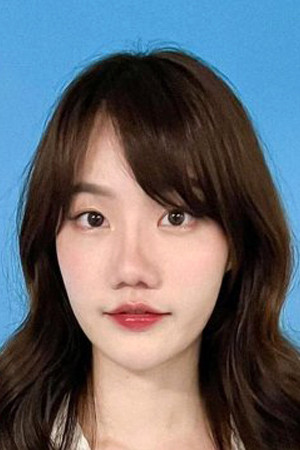 Aphichaya Kamnoetsirikun backdrop