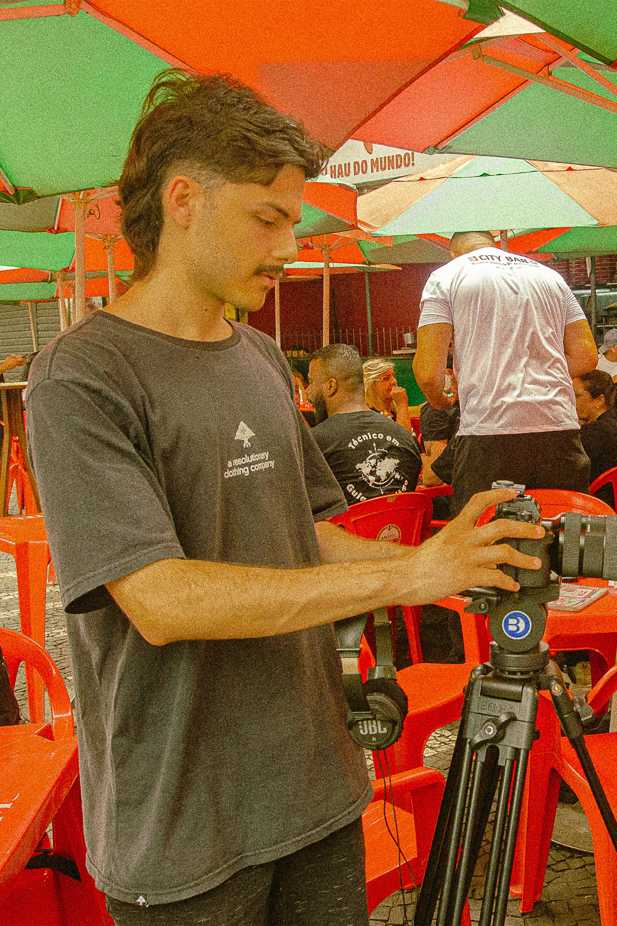 Luís Gongra backdrop