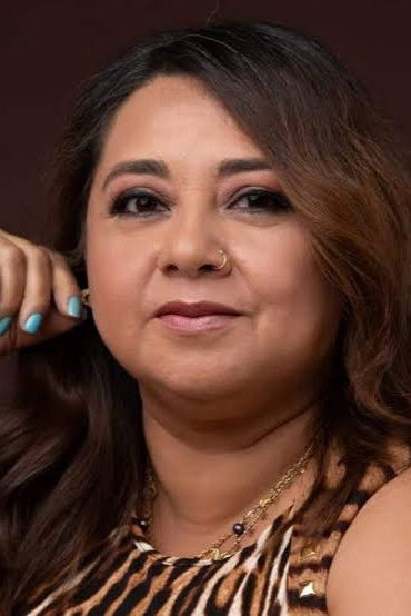 Conchi León backdrop