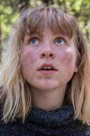 Clara Penzo-Fasting backdrop