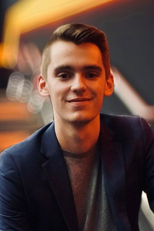 Creed Fuller backdrop