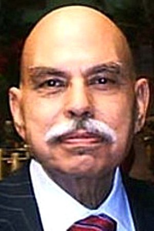 Mina E. Mina backdrop