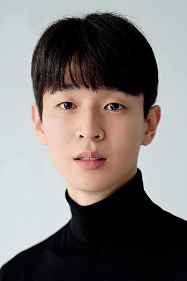 Yoon Dong-won backdrop