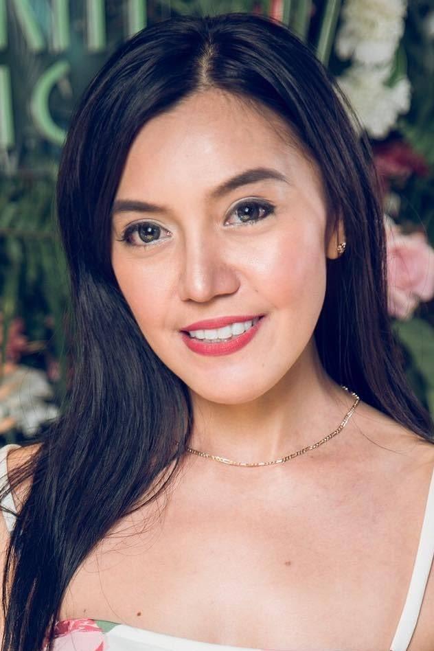 Ara Altamira backdrop