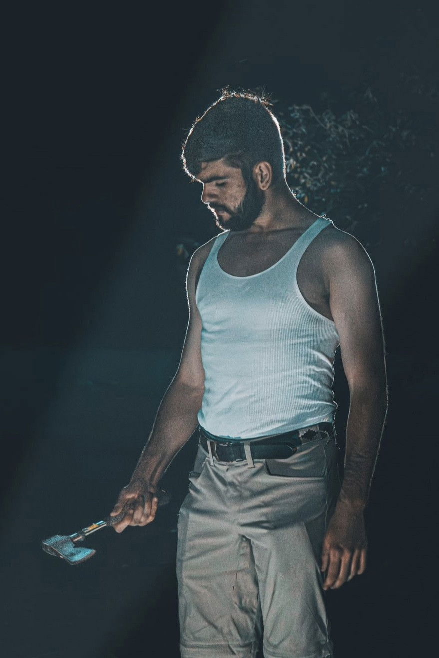 Razvan Popescu backdrop