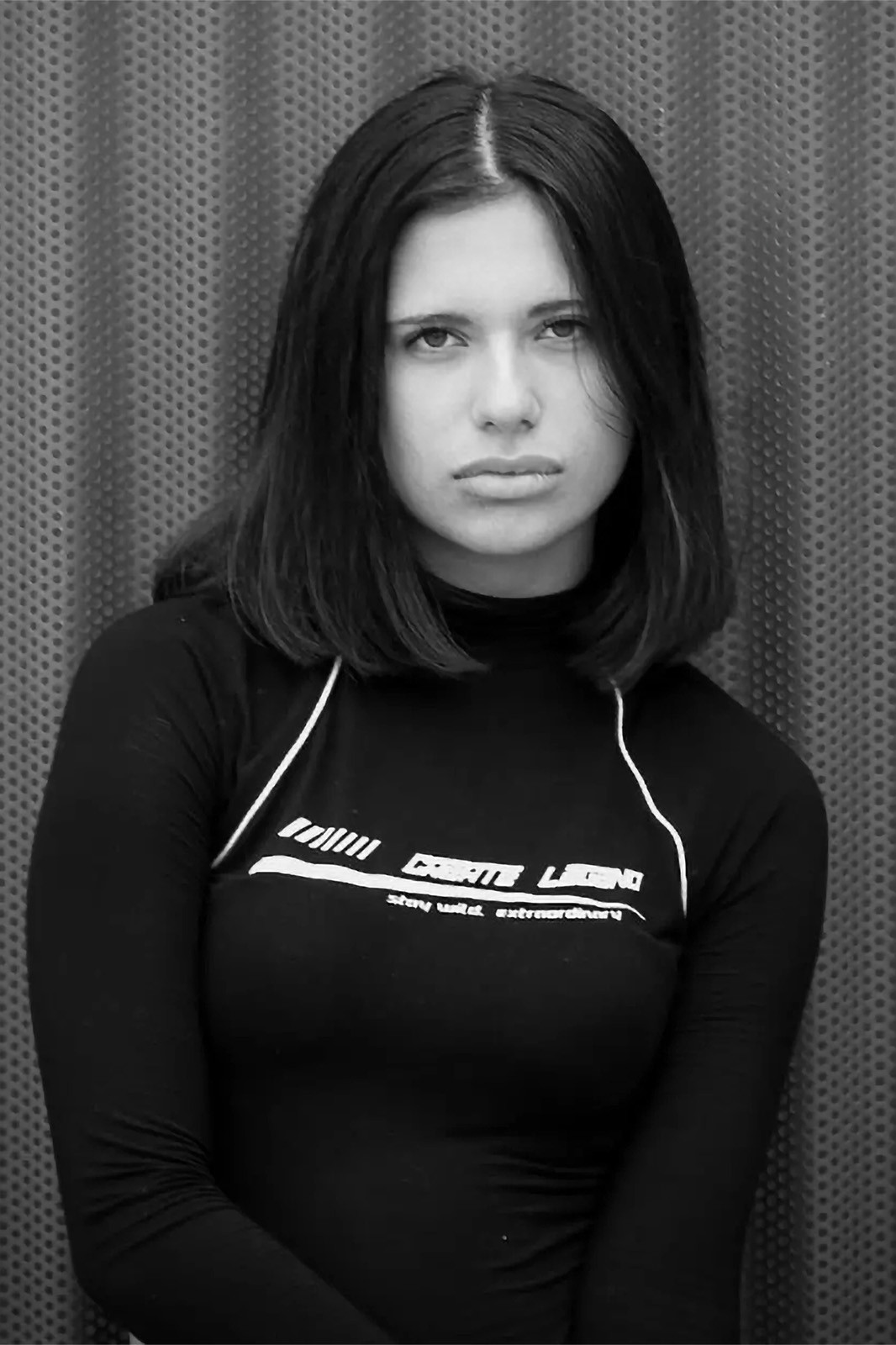 Andrea Martínez backdrop