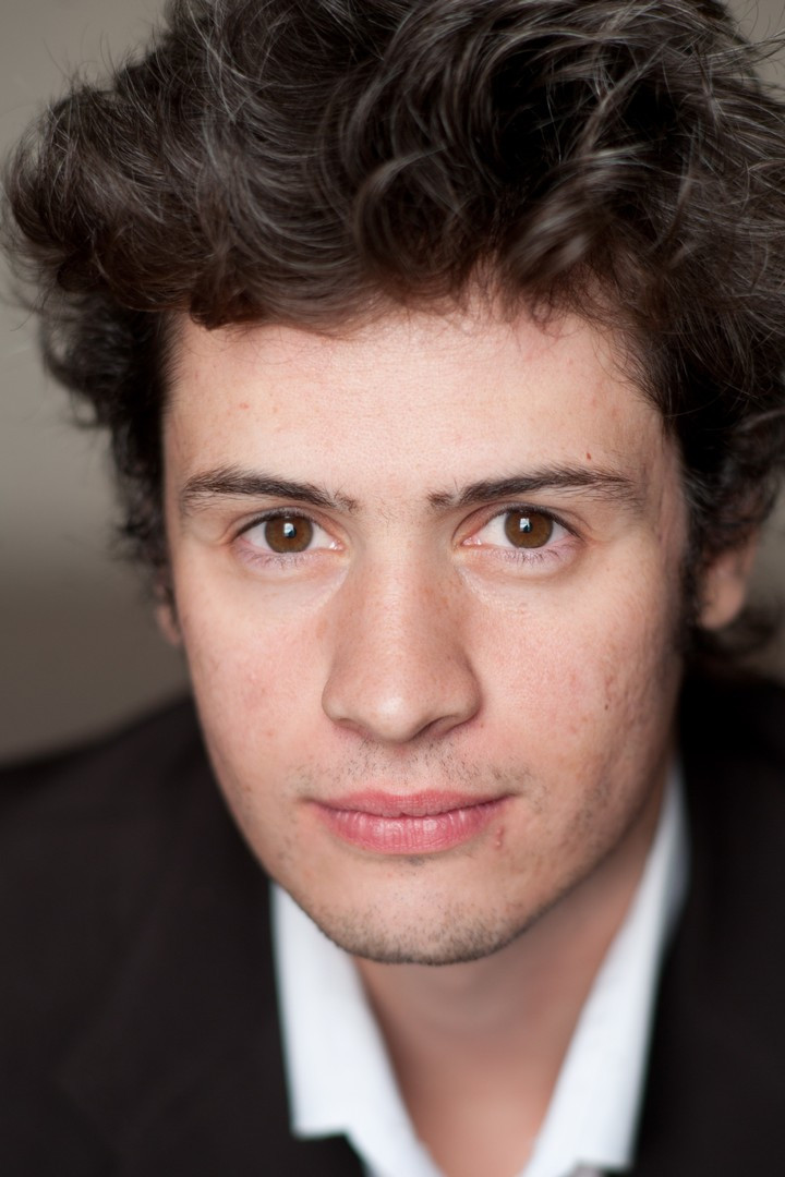 Guillaume Delalandre backdrop