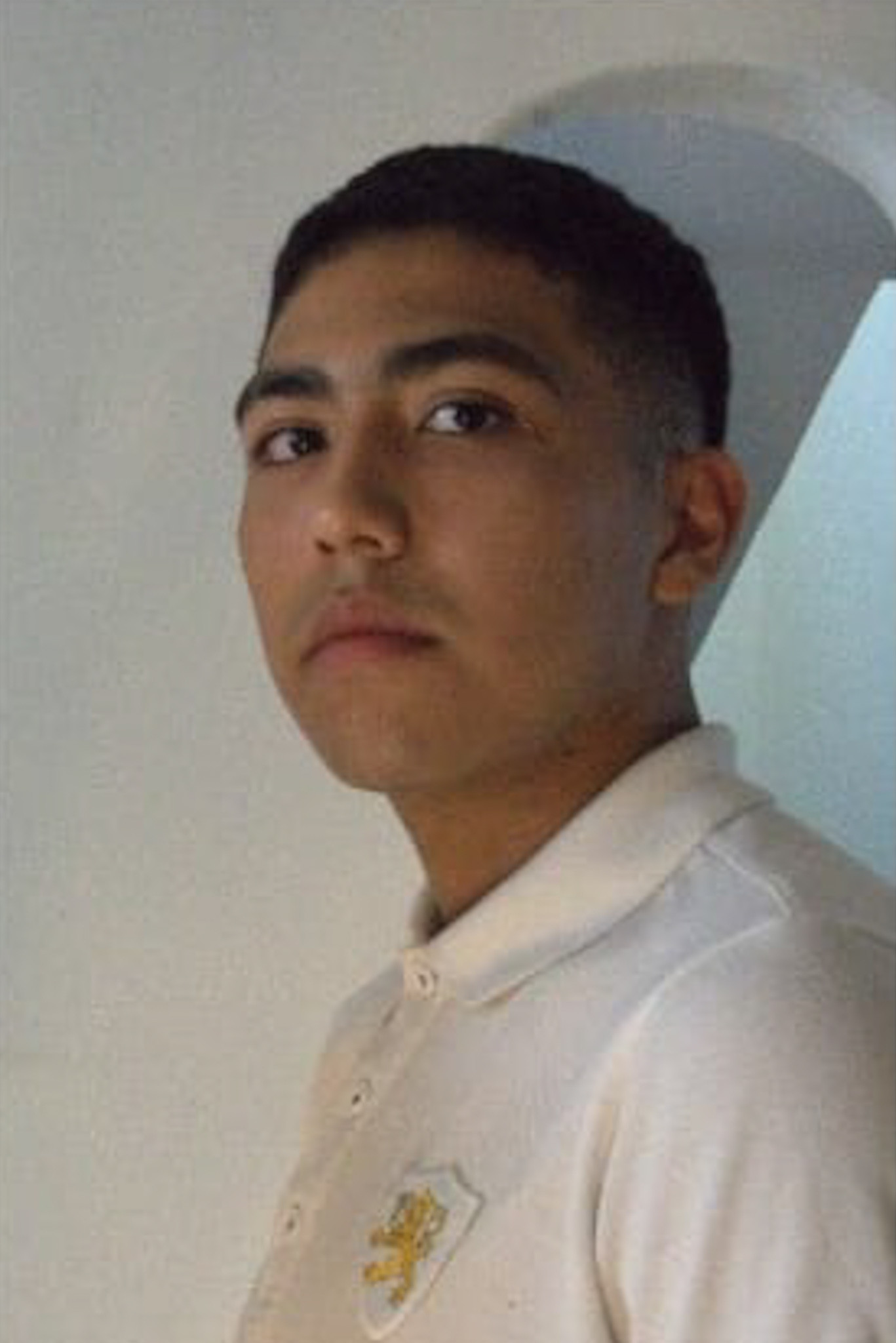 Bruno Mendez backdrop