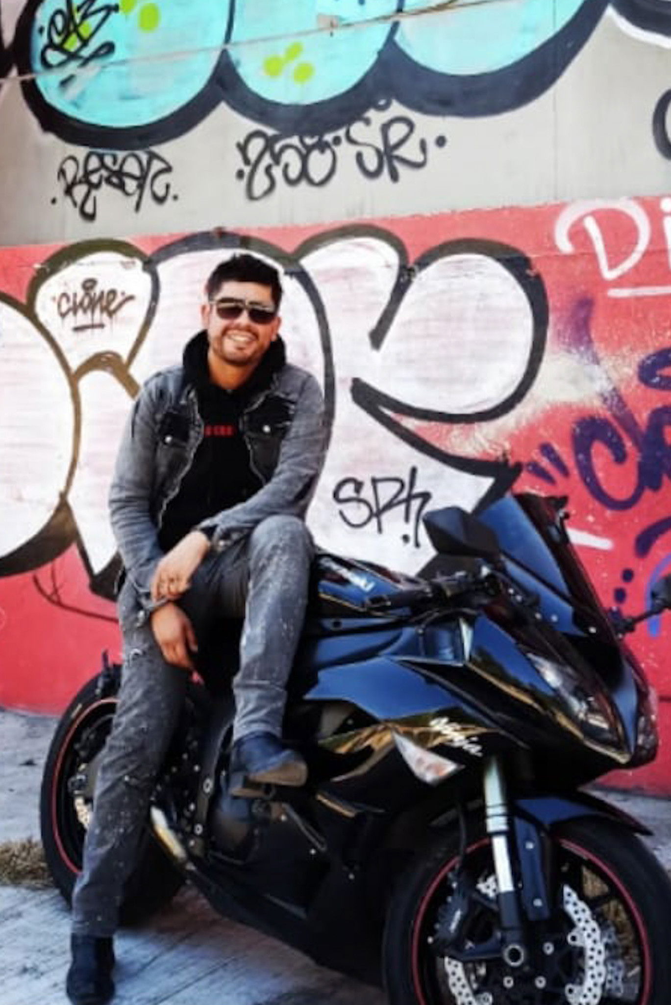 Alex Cammont backdrop