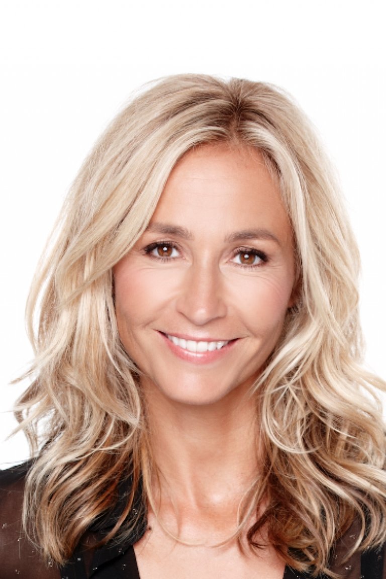 Wendy van Dijk backdrop