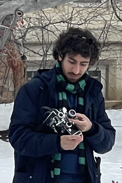 Mahda Purmehdi backdrop