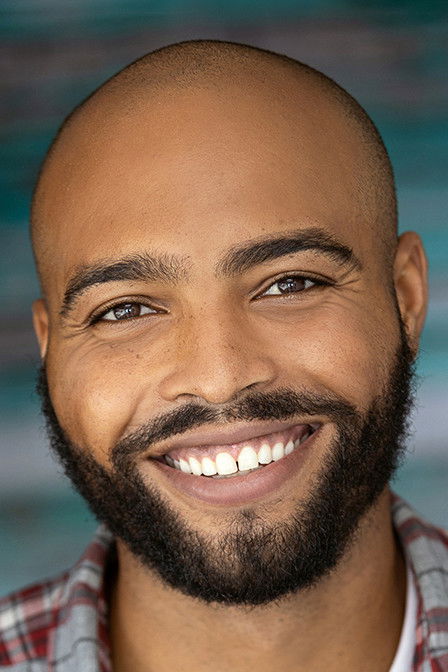 Darius Devine backdrop