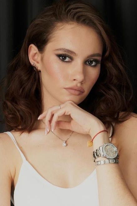 Darya Aleksandrova backdrop