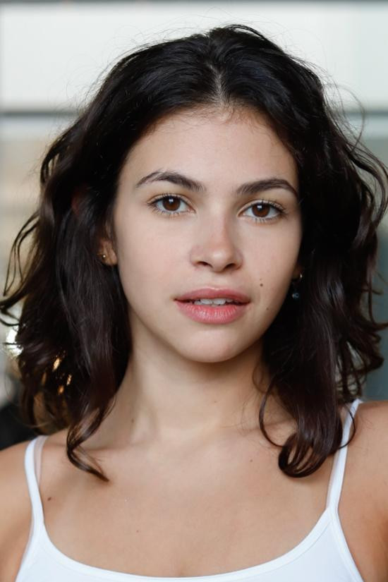 Julia Gaspar backdrop