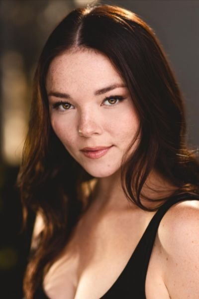 Maria Frankis backdrop