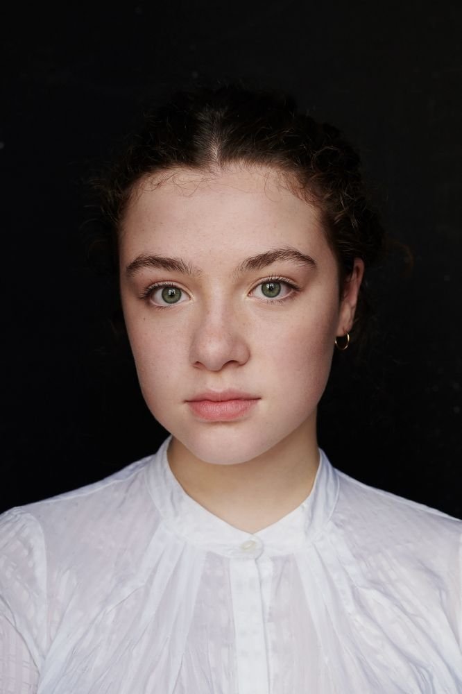 Eva M. Hirschburger backdrop