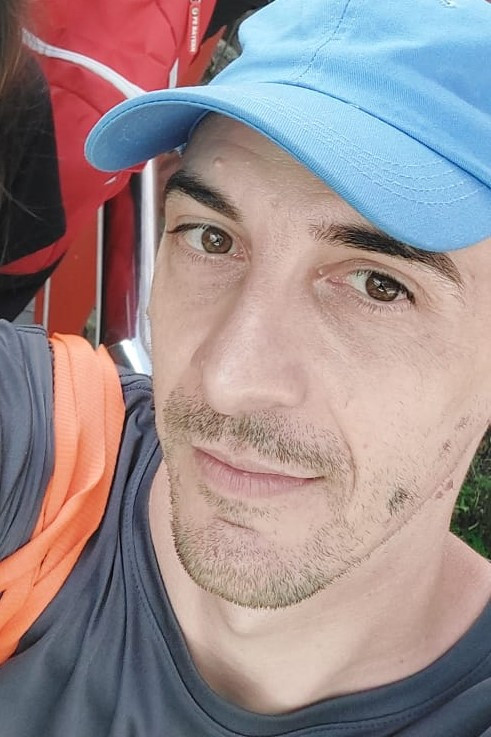 Wagner Gris backdrop