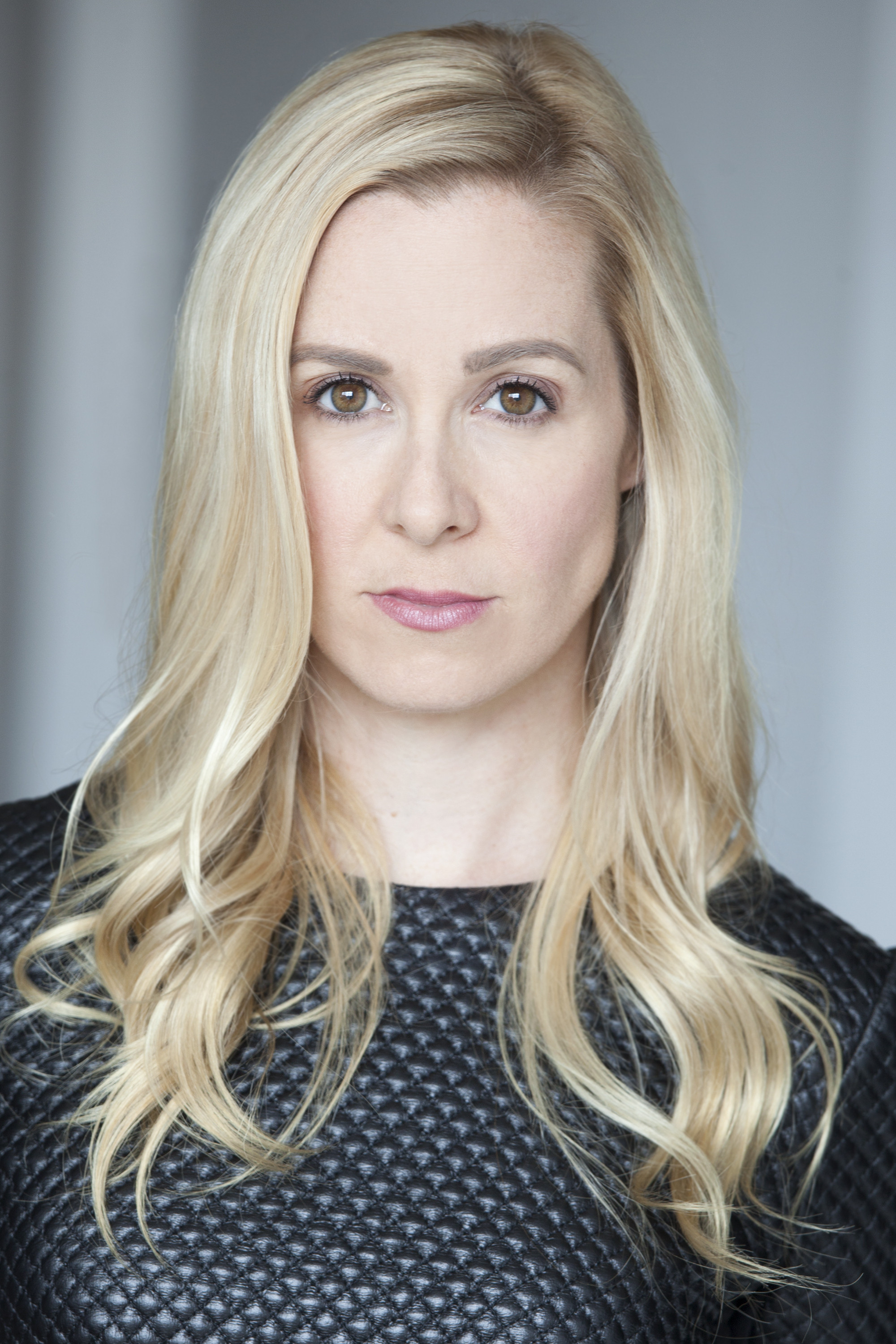 Lyndsay Clarkson backdrop