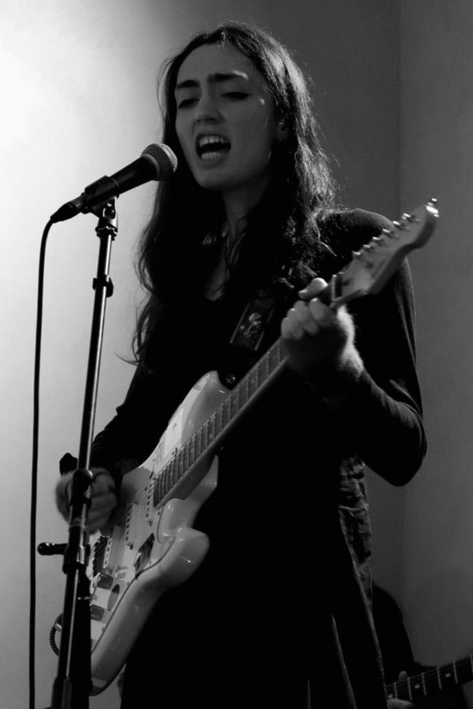 Maebh McCurdy backdrop