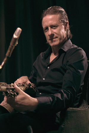 Norberto Fimpel backdrop