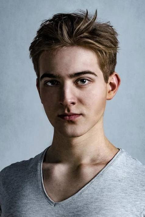 Igor Paszczyk backdrop