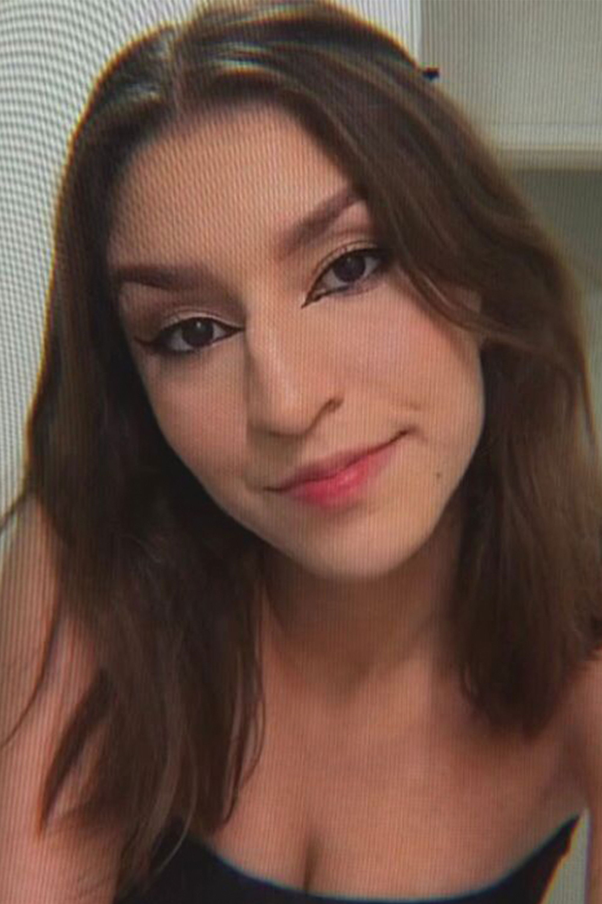 Clara Maria backdrop