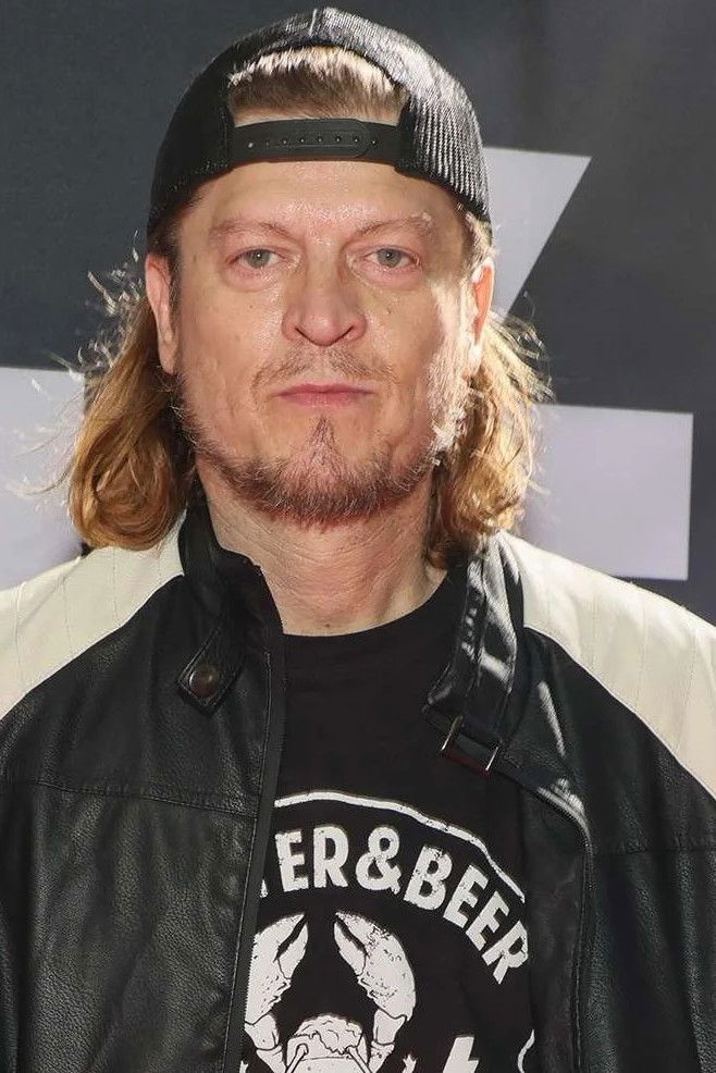 Wes Scantlin backdrop