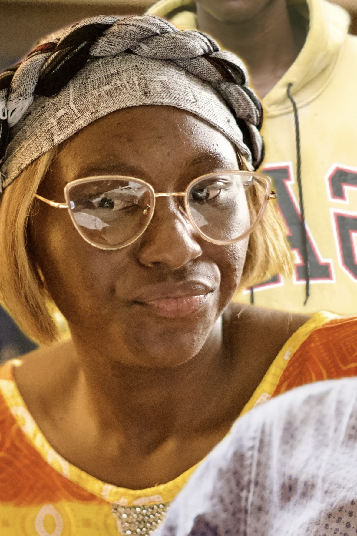 ABOGHE Marie-Nicole backdrop