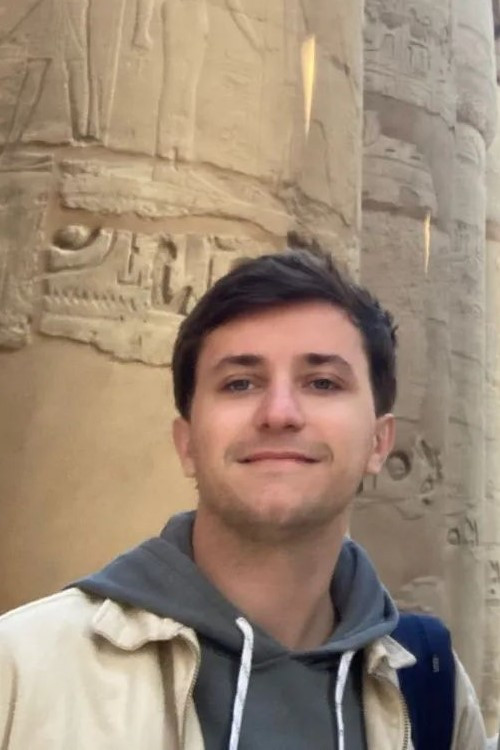 Antonio Pérez-Prat Gómez de Terreros backdrop