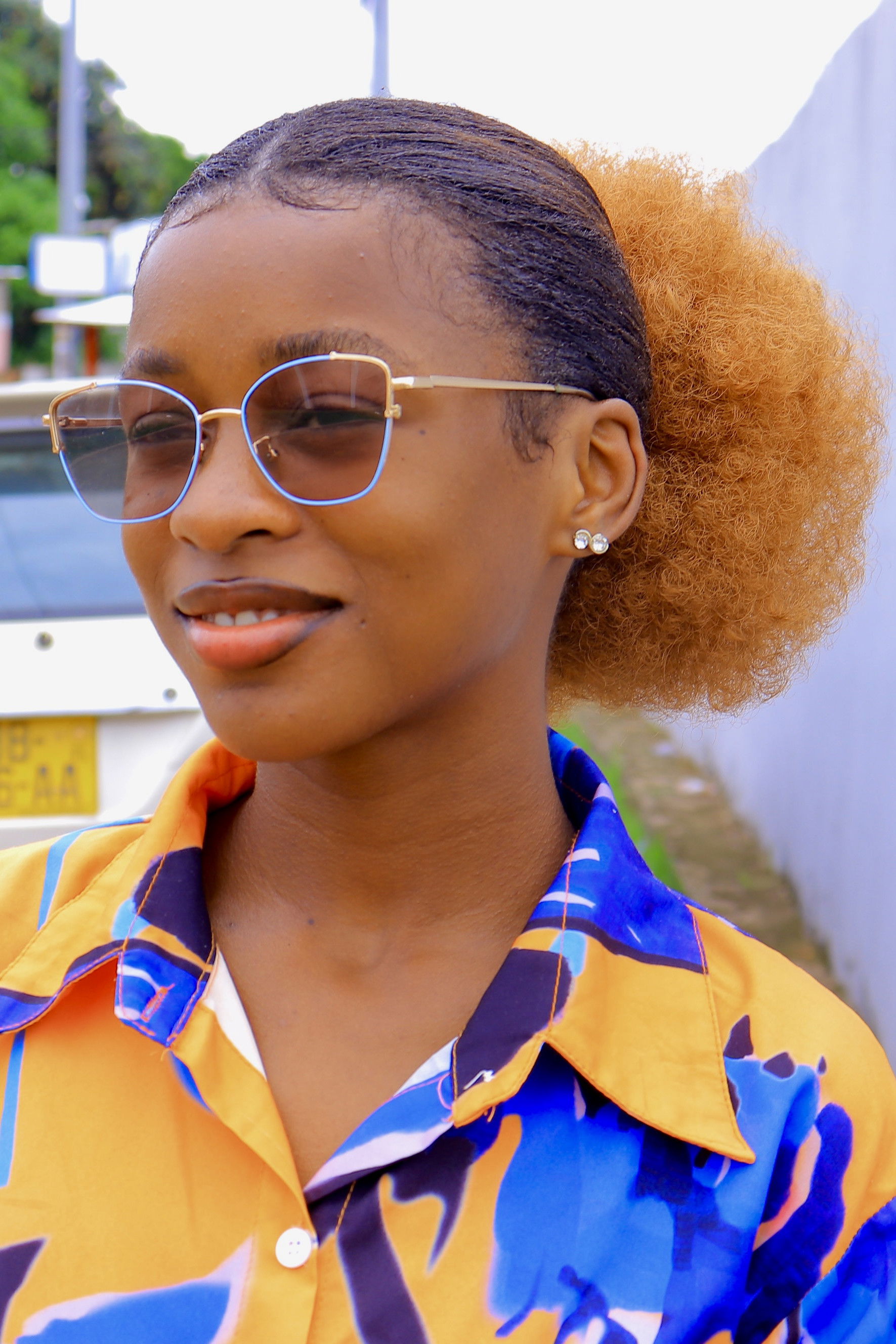 MOUKANDA-MAMBO Vylda backdrop