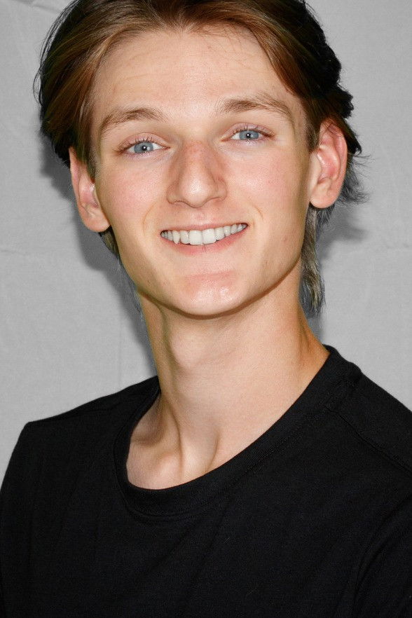 Noah Funderburk backdrop