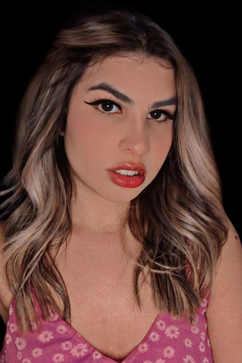 Lua Pivetta backdrop