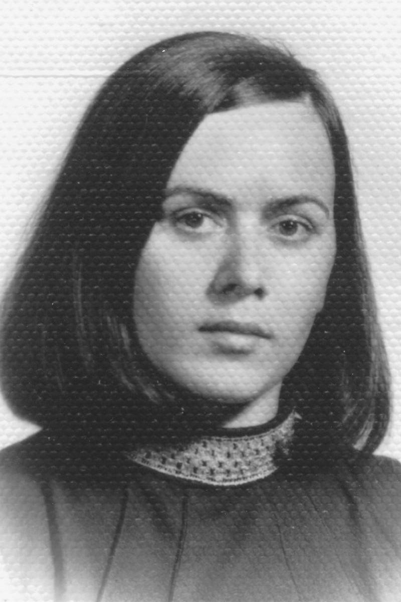 Liana Eliava backdrop