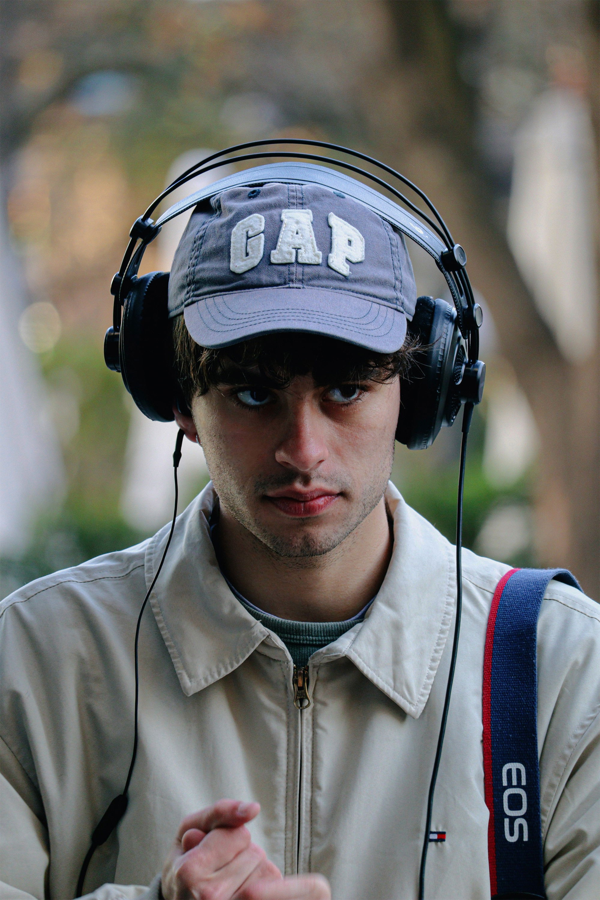 Facundo Balza backdrop