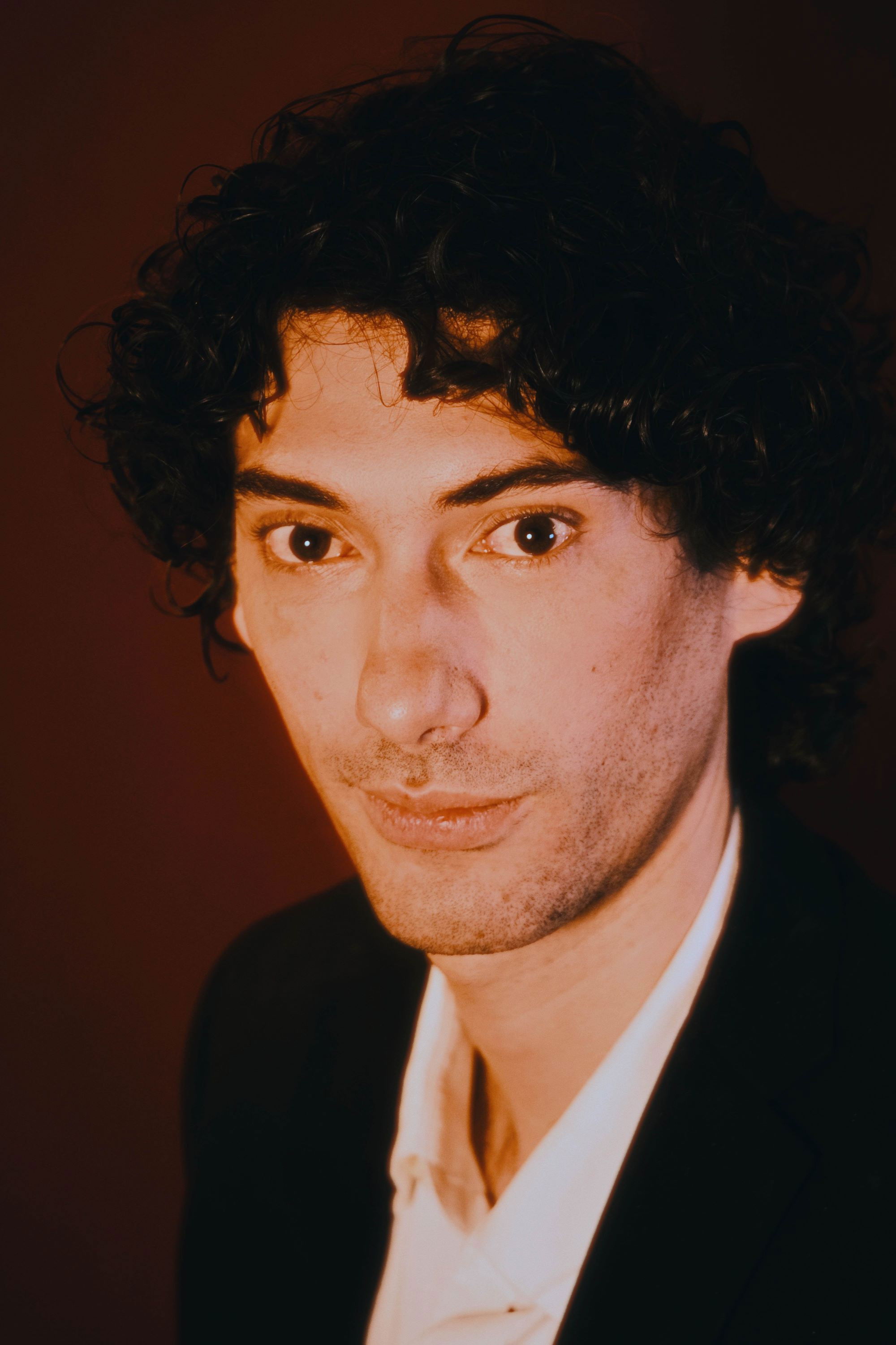 Mario Becerra backdrop