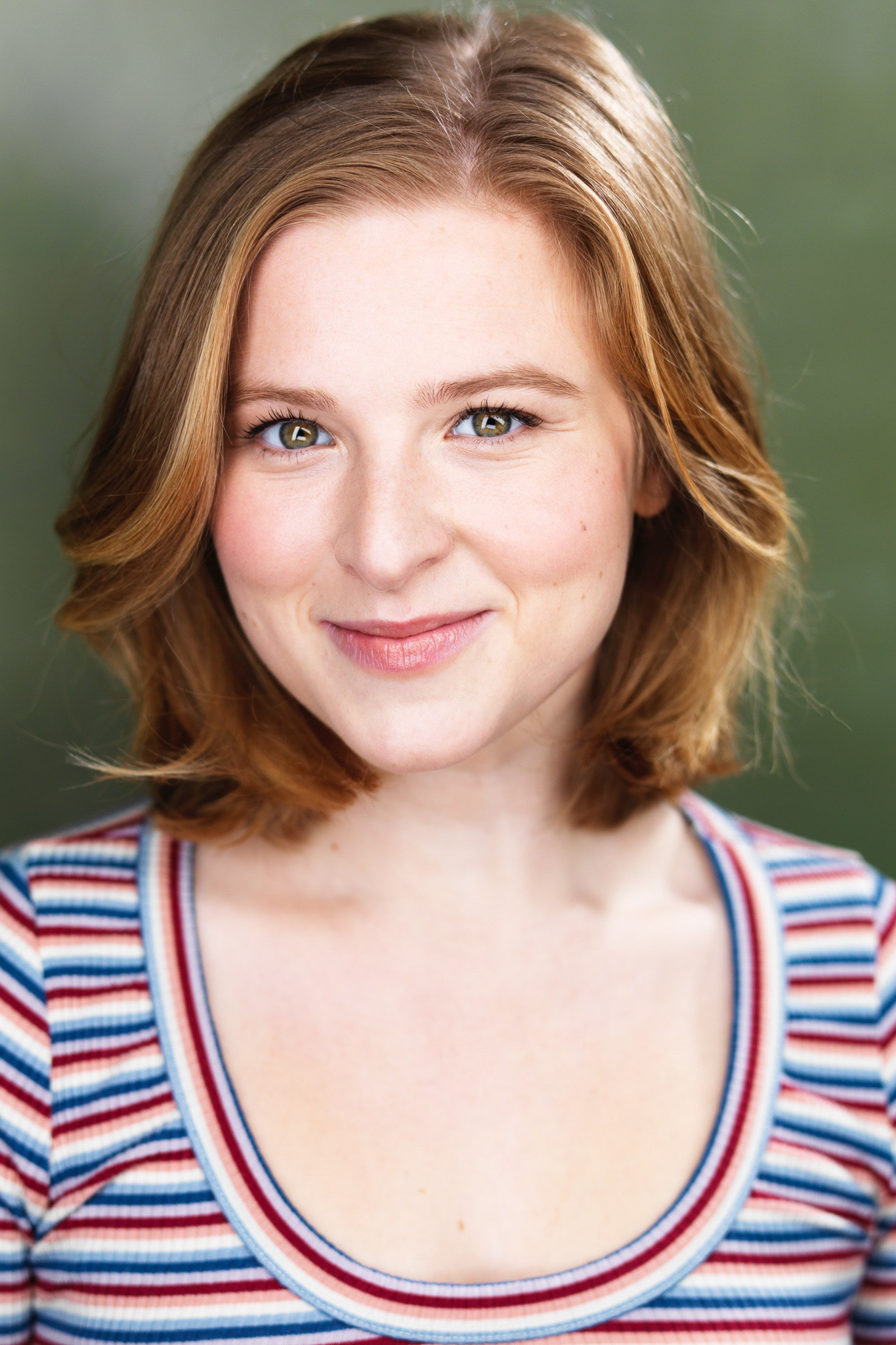 Hanna Shykind backdrop