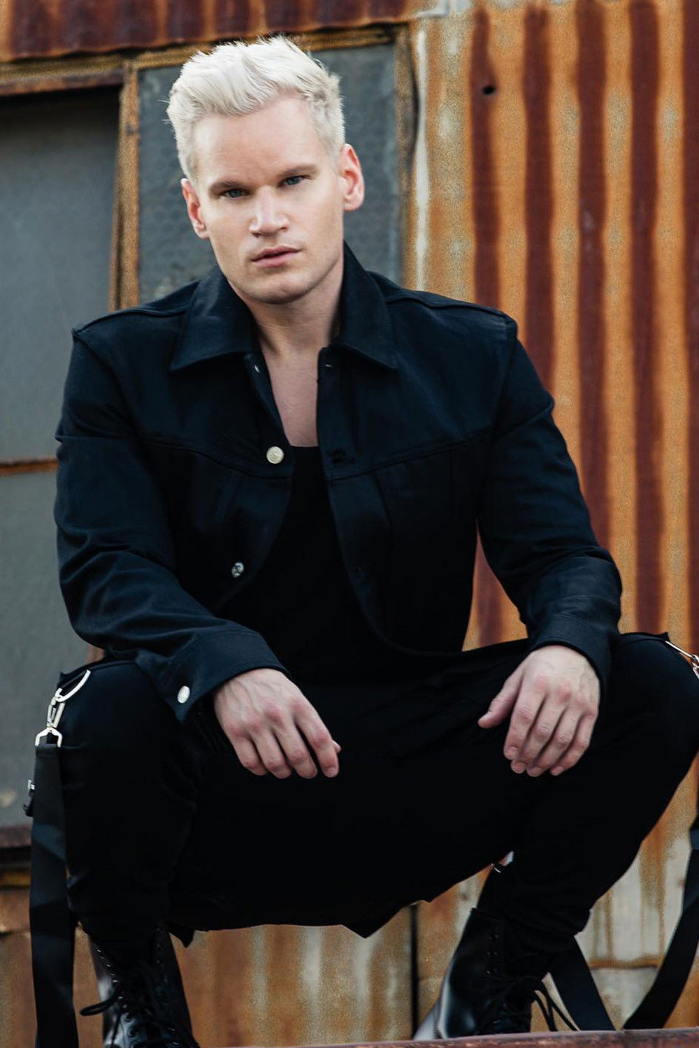 Alexander Almqvist backdrop