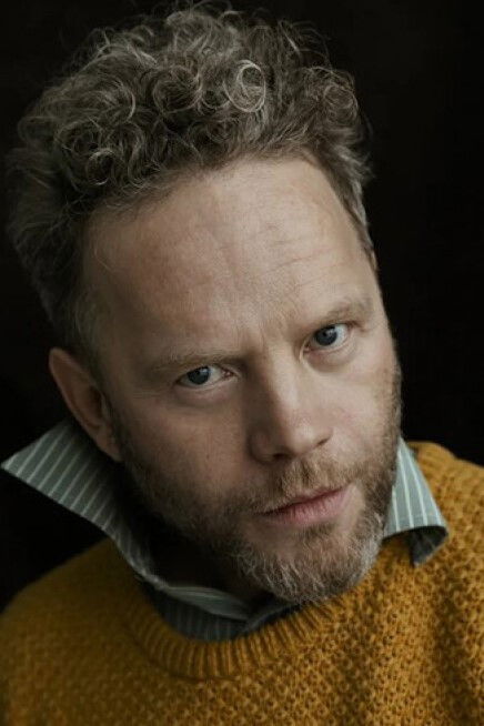 Vladimir Vinogradov backdrop