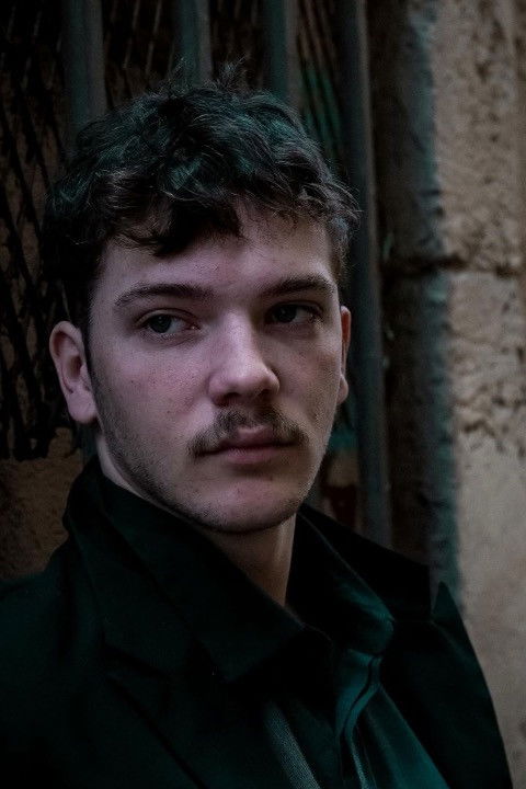 Gwendal Loisel backdrop