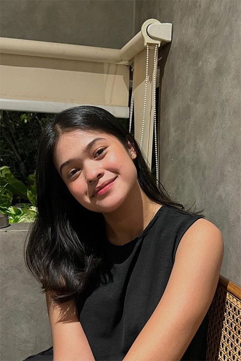 Anastasya Kumala backdrop