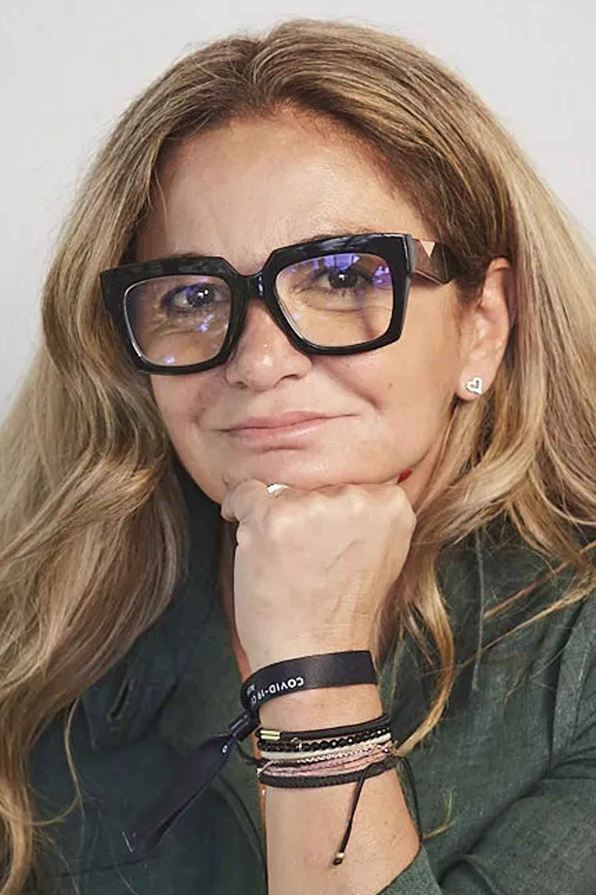 Sandra Rojas backdrop