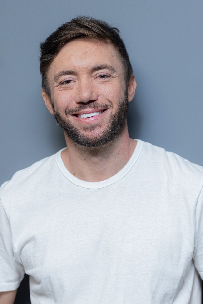 Sérgio Harger backdrop