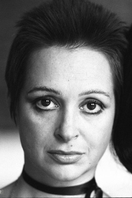 Adriana Asti backdrop