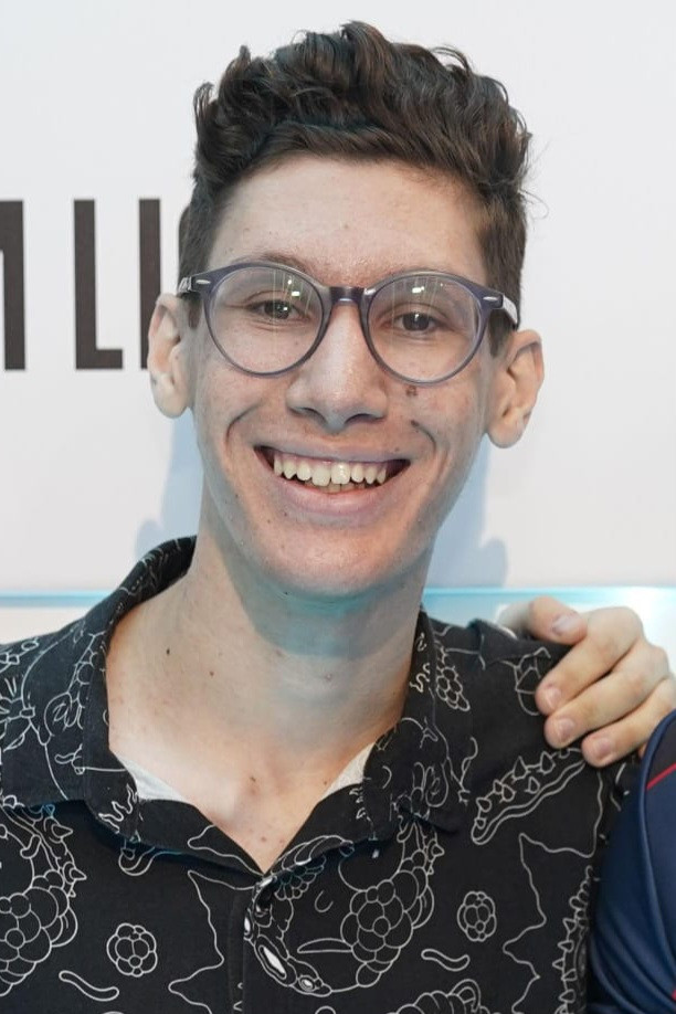 Miguel Nogarini backdrop